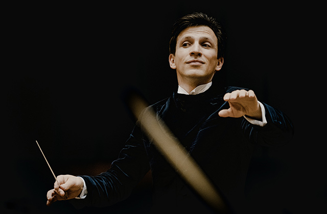 Cornelius-Meister-(c)-Marco-Borggreve-3
