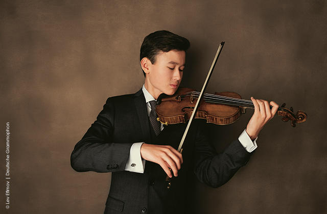 Lozakovich_Daniel3_c_Lev_Efimov_Deutsche_Grommophon1