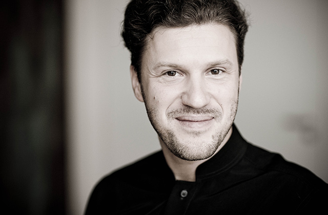 Stanislav-KOCHANOVSKY-(c)-Marco-Borggreve-2