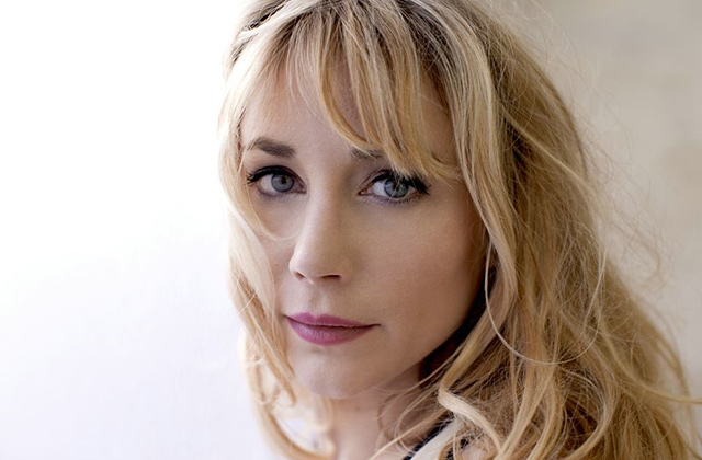 Julie-Depardieu-2