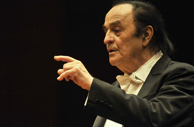 Charles-Dutoit©Kiyotane-Hayashi-2