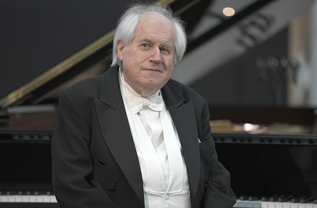Grigory-Sokolov-C-Oscar-Tursunov-17