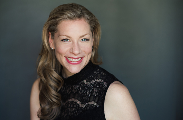 Jennifer-Holloway-(c)-Simon-Pauly-(1)